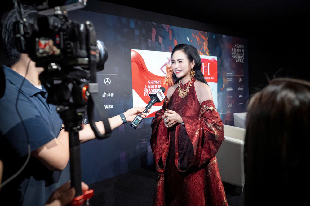 Hinh anh SR News: Điểm tin thời trang và làm đẹp Việt 30/10 35