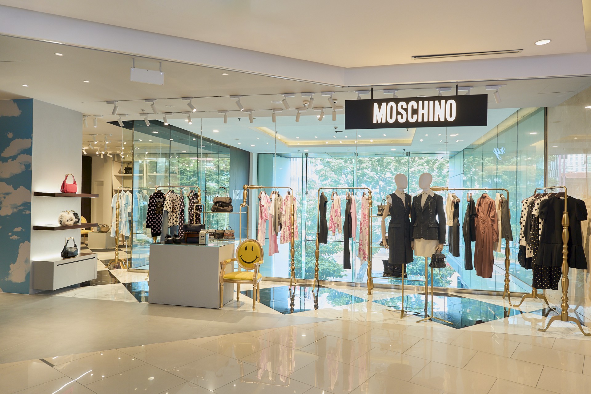 Hinh anh Moschino Saigon Centre - Bản sắc Ý giữa lòng Sài Gòn 1
