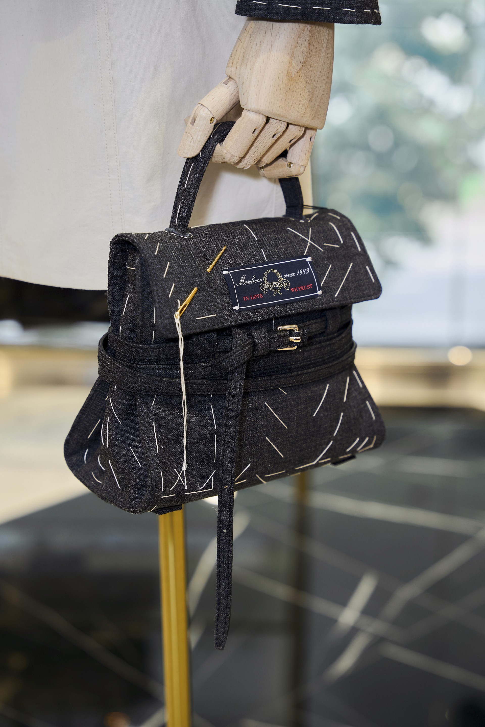 Hinh anh Moschino Saigon Centre - Bản sắc Ý giữa lòng Sài Gòn 6