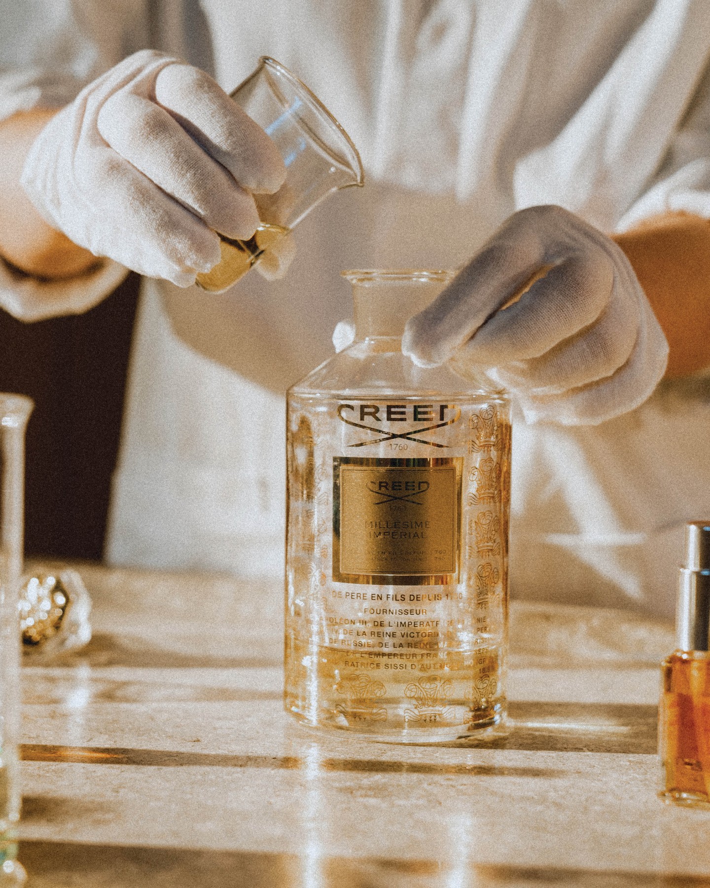 Hinh anh Nước hoa niche mất chất? 2