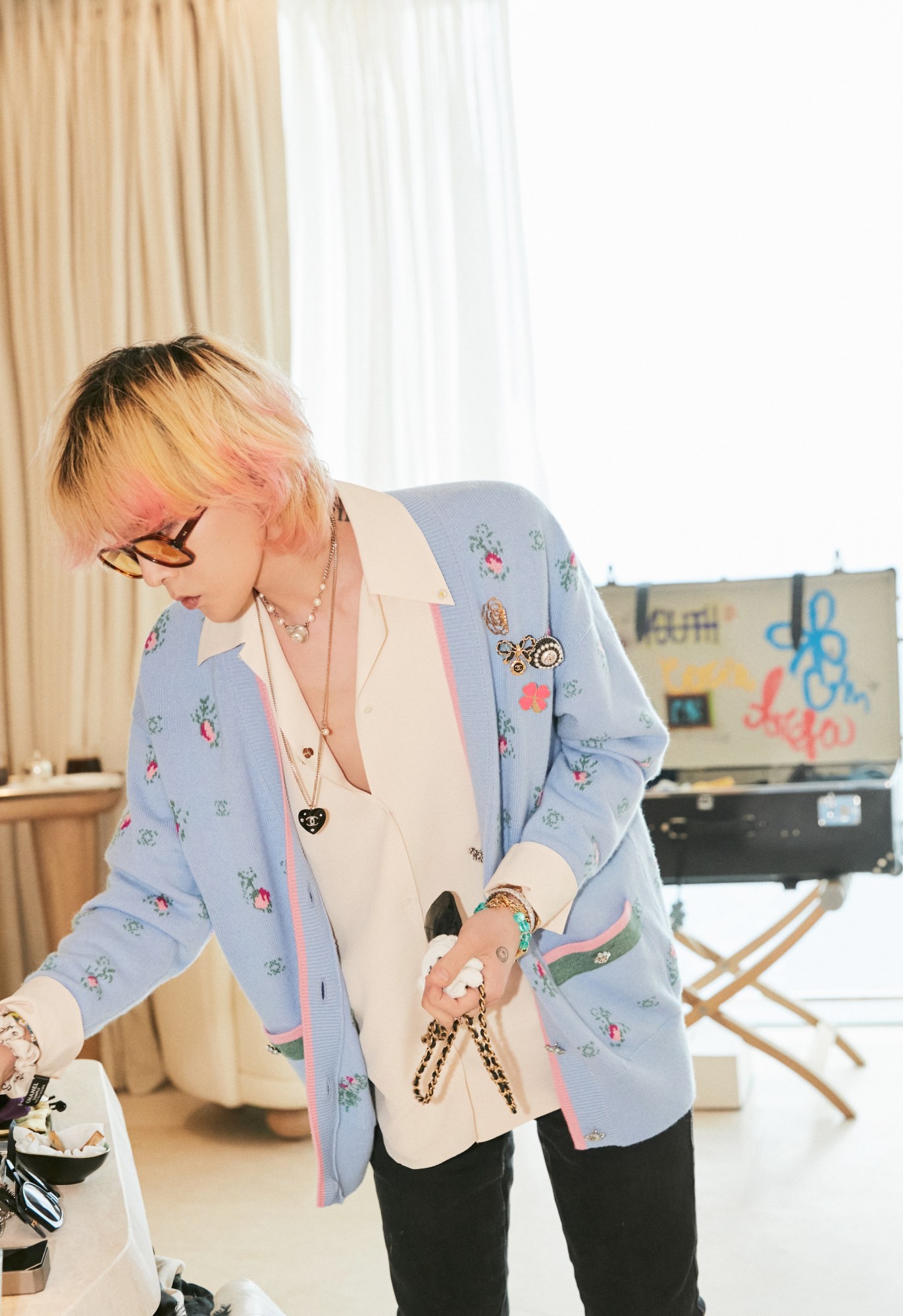 Hinh anh G-Dragon Coded: Công thức là không có công thức 16