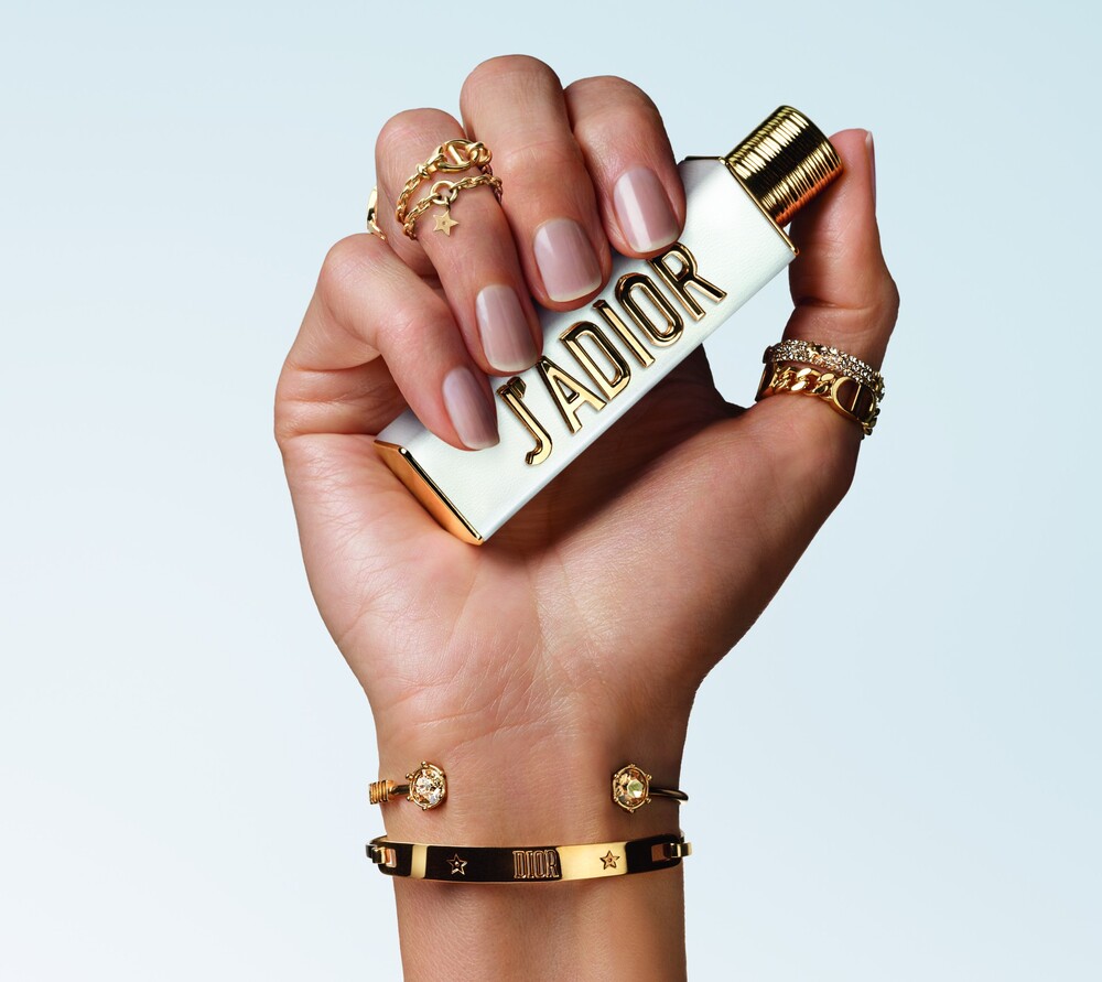Hinh anh J’ADIOR – Kết tinh dạng sáp của dòng nước hoa biểu tượng 2