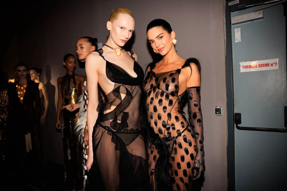 Hinh anh Trò chơi của kịch tính và thị giác 14