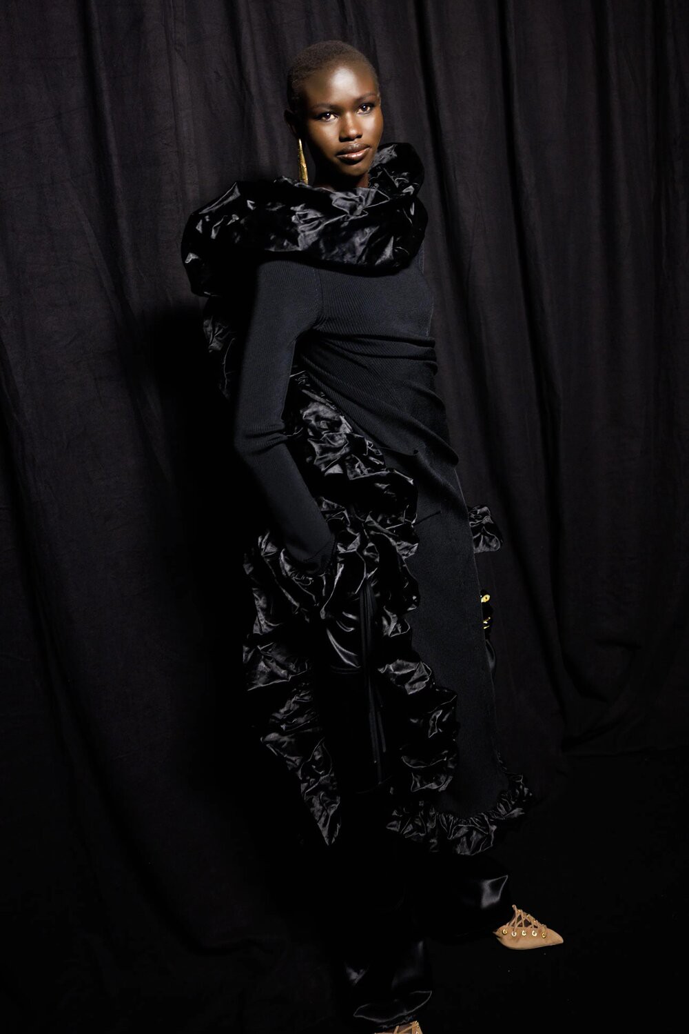 Hinh anh Couture và ứng dụng: khoảng cách được rút ngắn 7