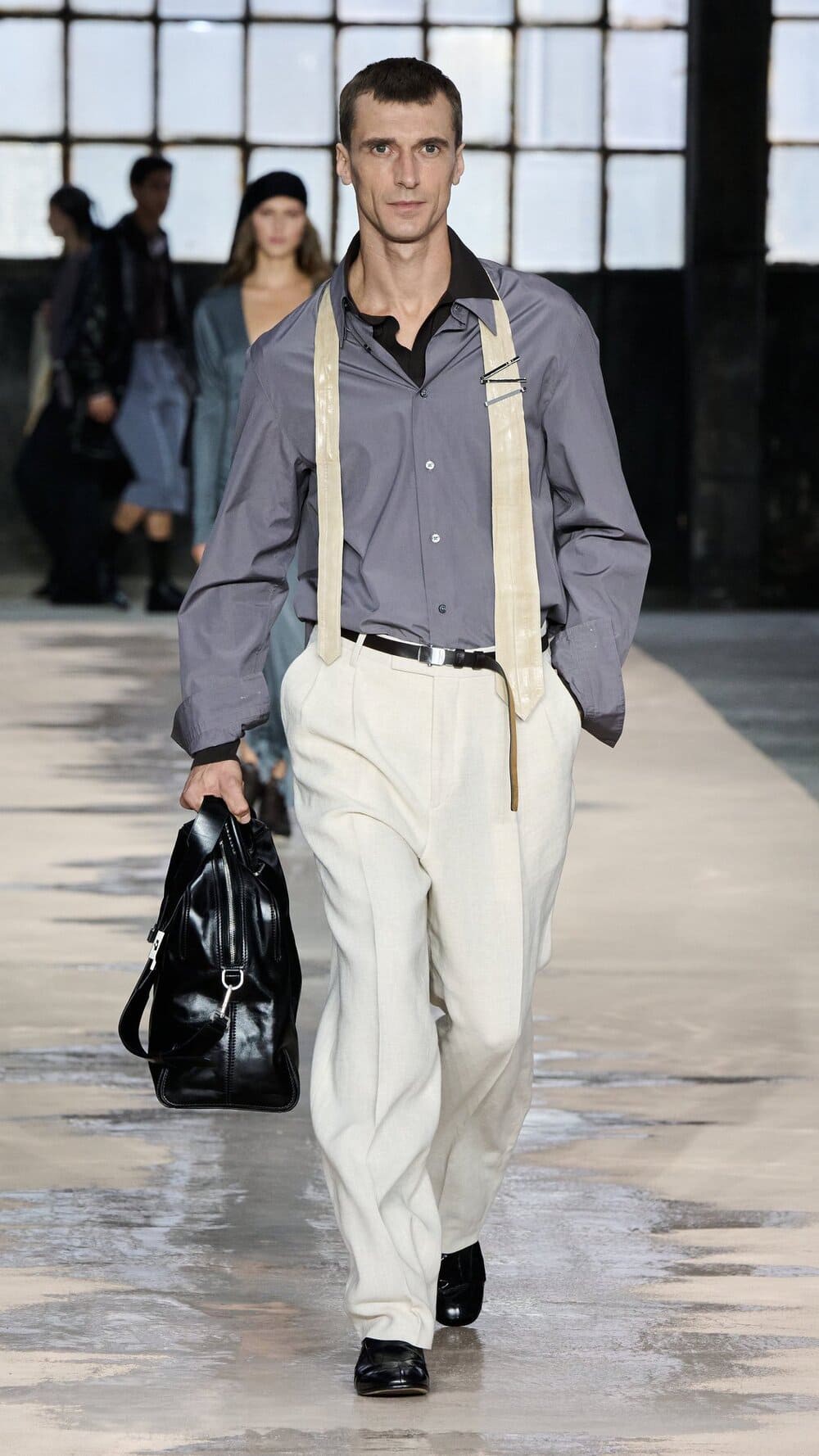 Hinh anh BOSS phá vỡ quy tắc với “tâm trạng tan ca” 13