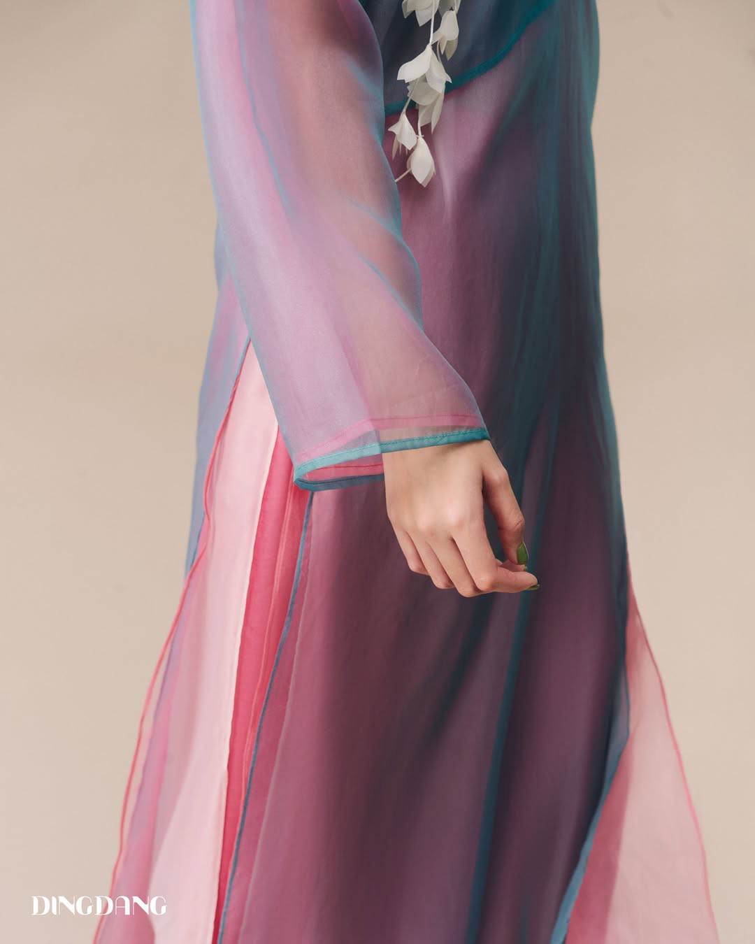 Hinh anh Chiếc áo dài 6 triệu của DINGDANG: Cú soi chiếu thị hiếu tạo ra phép thử giá trị sáng tạo nội địa 3
