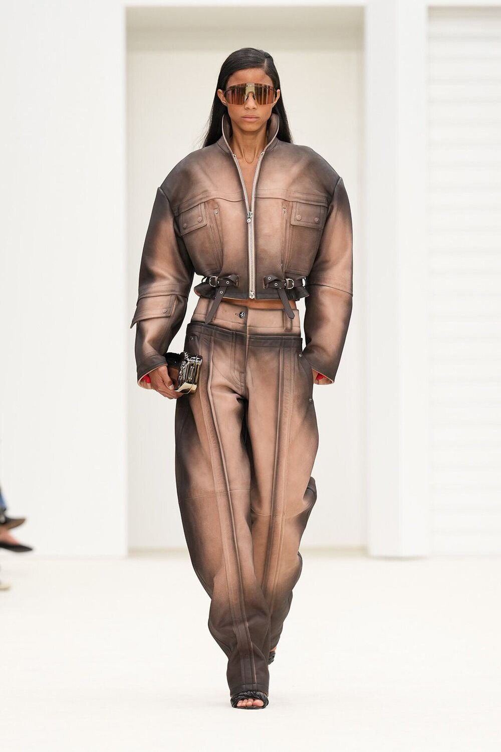 Hinh anh Ferrari SS26: Giảm thiểu đến tối đa 8