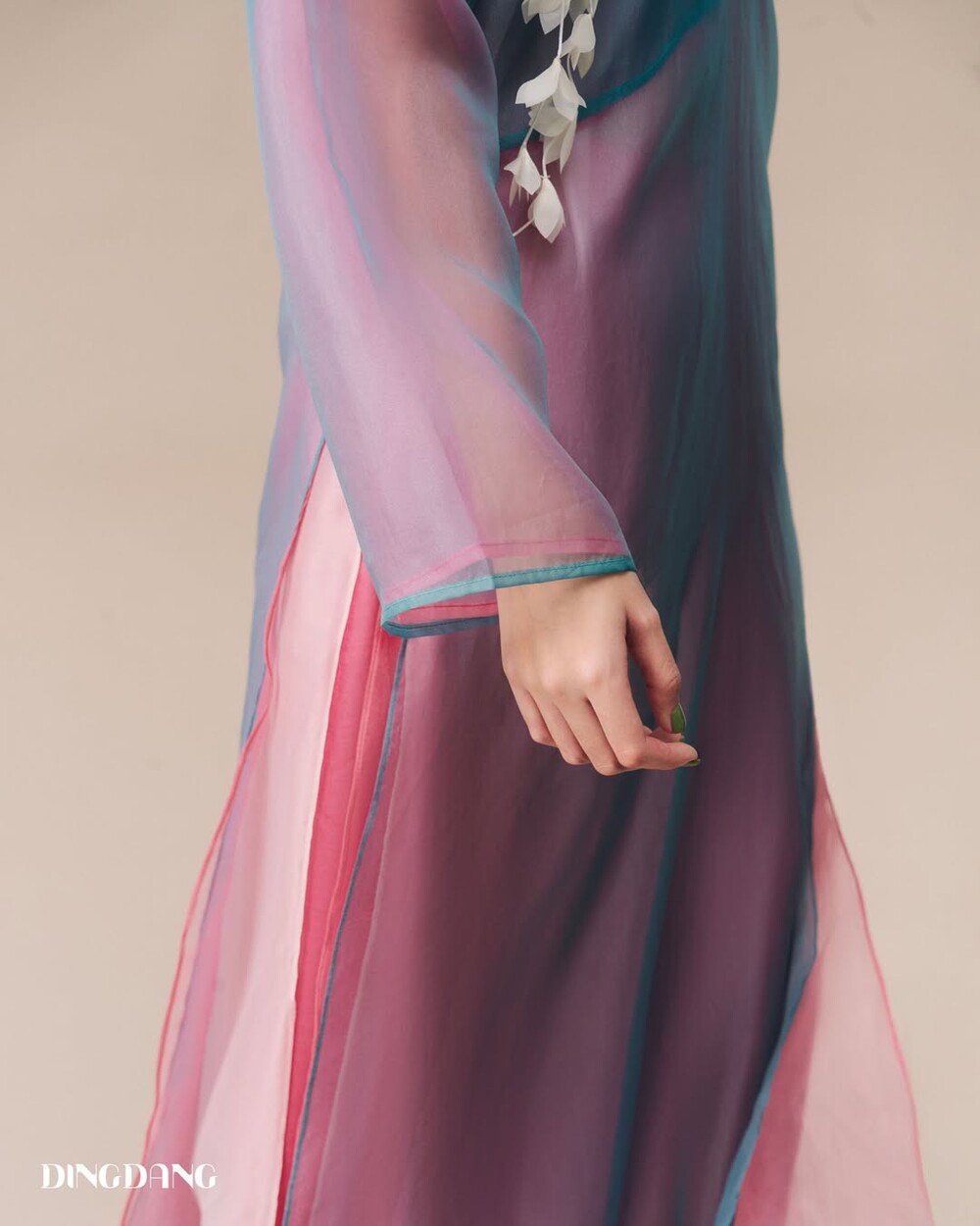 Hinh anh Chiếc áo dài 6 triệu của DINGDANG: Cú soi chiếu thị hiếu tạo ra phép thử giá trị sáng tạo nội địa 3