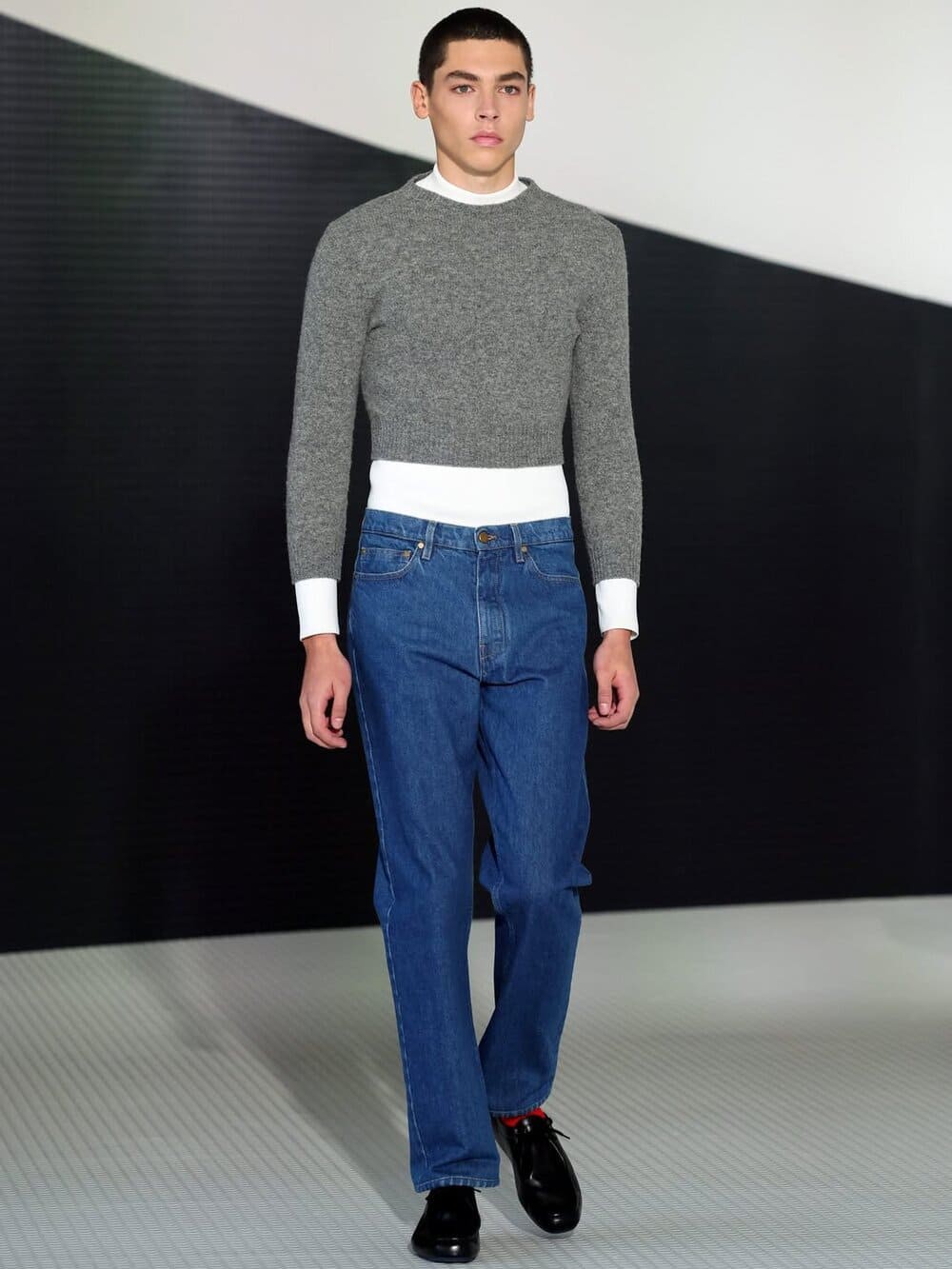 Hinh anh Jil Sander Xuân Hè 2026: Màn ra mắt đầy tư duy của Simone Bellotti 27