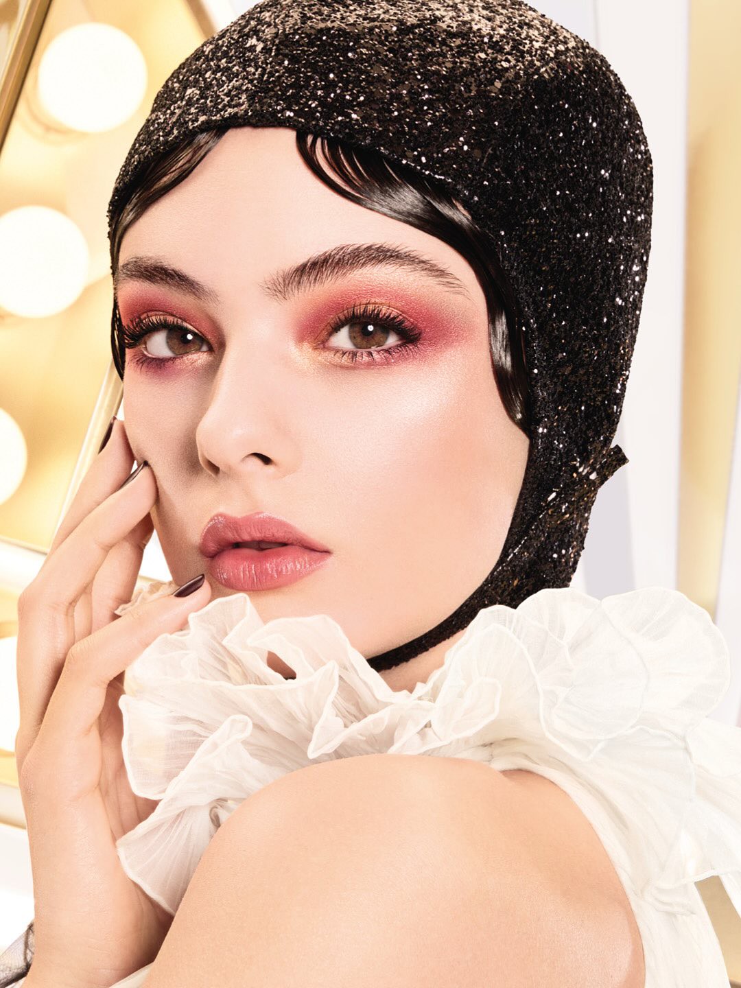 Hinh anh Thương hiệu làm đẹp xa xỉ đang tận hưởng Holiday như thế nào? 9