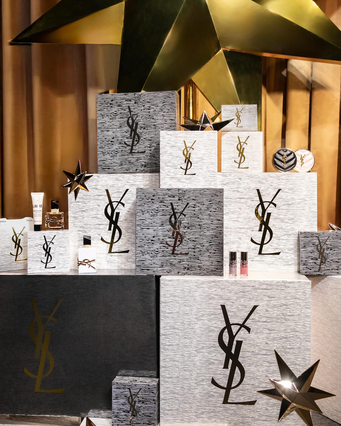 Hinh anh Thương hiệu làm đẹp xa xỉ đang tận hưởng Holiday như thế nào? 21