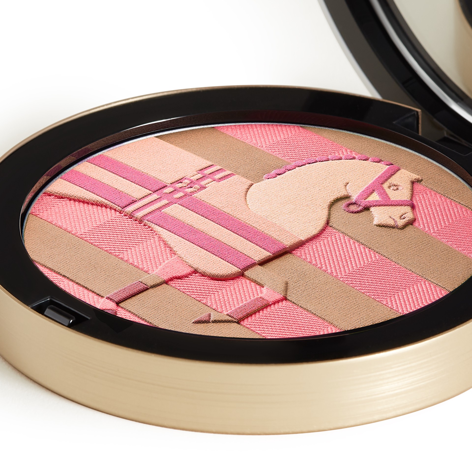 Hinh anh Thương hiệu làm đẹp xa xỉ đang tận hưởng Holiday như thế nào? 29