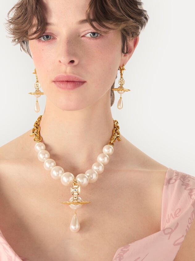 Hinh anh BST Vivienne Westwood X NANA cháy hàng ngay ngày đầu mở bán 14