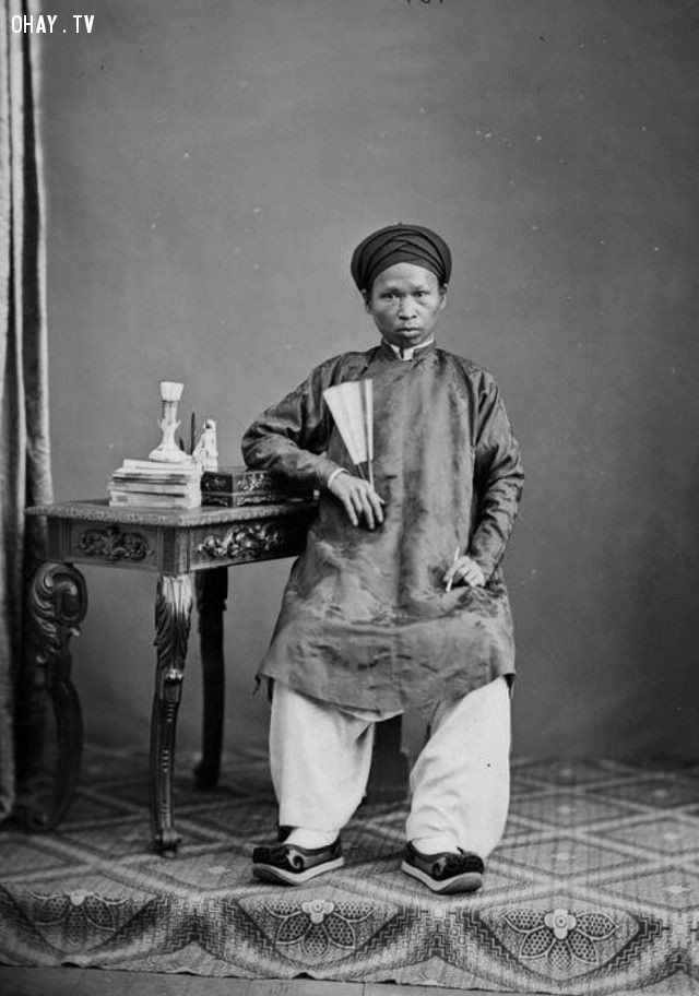 Hinh anh Áo dài thầy đồ: Tà áo mang mùi hương của mực mài và đạo học Việt 8