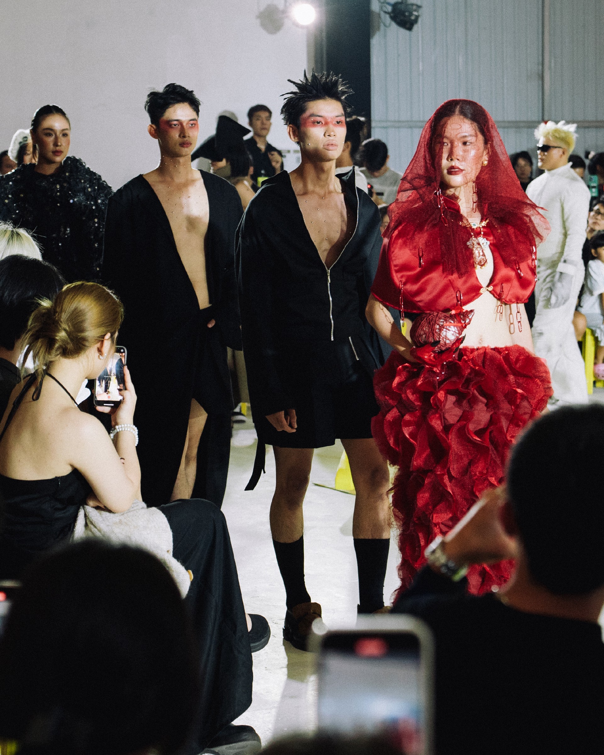 Hinh anh Act II – WE (Giao Thoa) 1