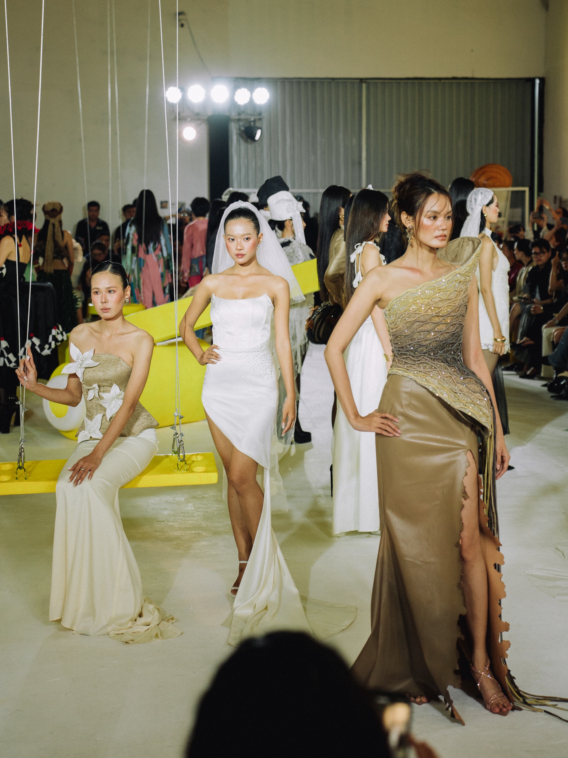 Hinh anh Act I – ME (Khởi Sinh) 1