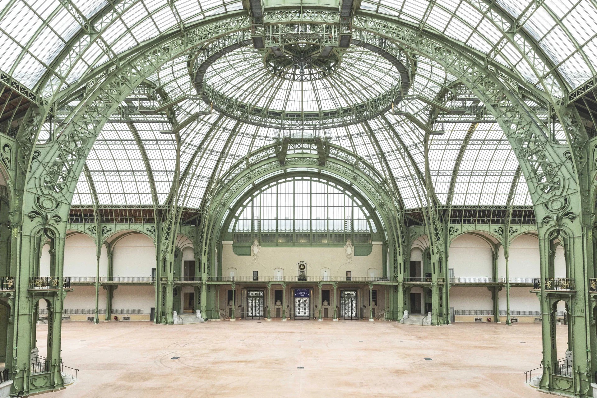 Hinh anh Nhịp cầu di sản: Mathieu Blazy và những đôi tay Métiers d’Art 71