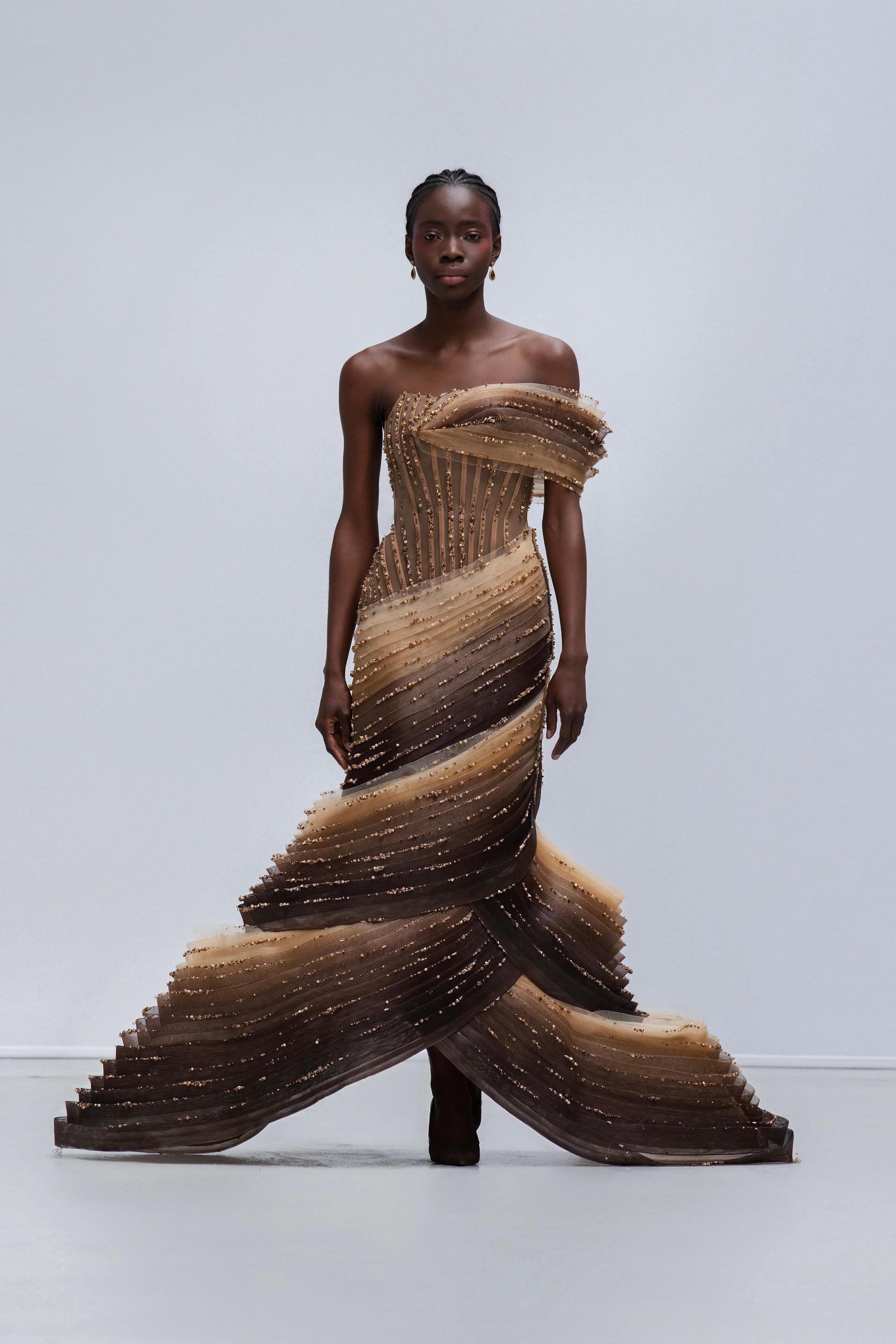 Hinh anh Phan Huy - Nhà thiết kế trẻ nhất lịch sử thế giới góp mặt tại Haute Couture Week 5