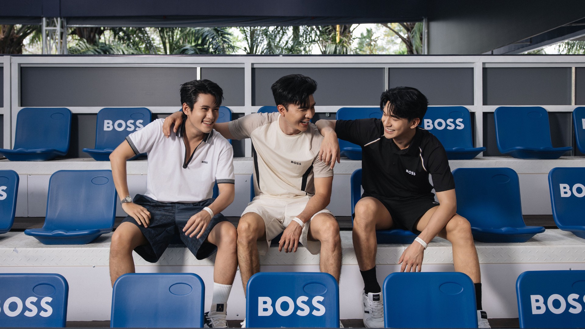 Dàn cast mưa đỏ khoác lên tinh thần thể thao của BOSS