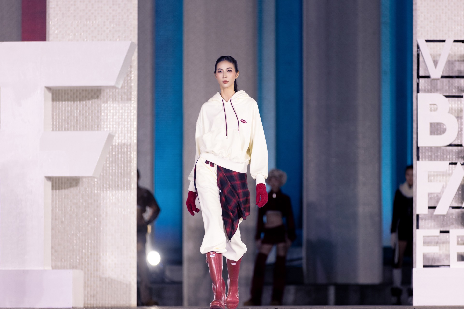 Hinh anh Ecochic mang tới câu chuyện chuyển động của thời trang ứng dụng Việt 9