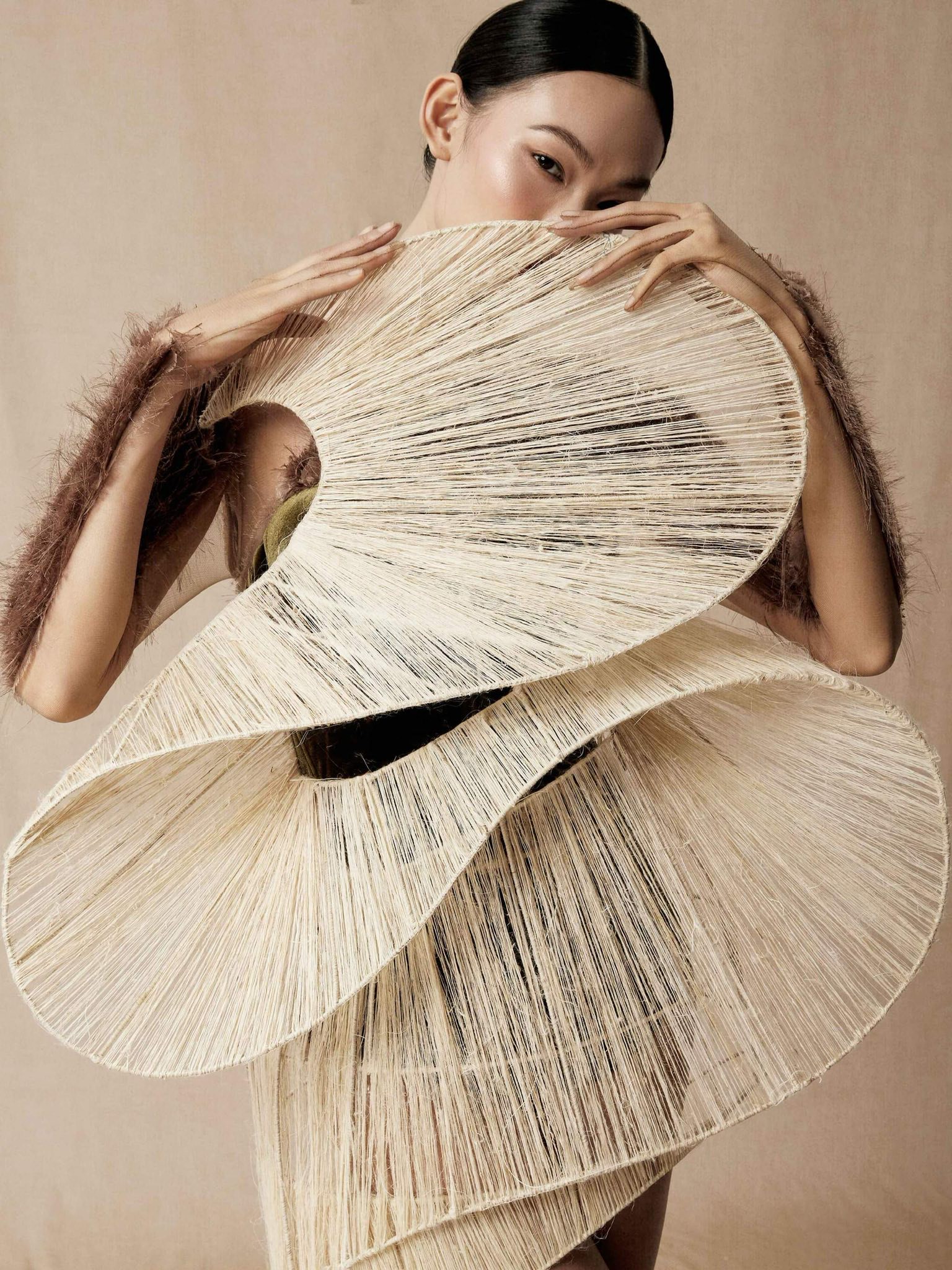 Hinh anh SR Celebrating Local Pride X: 8 thương hiệu Việt đã sẵn sàng tại “Runway New Wave” 21