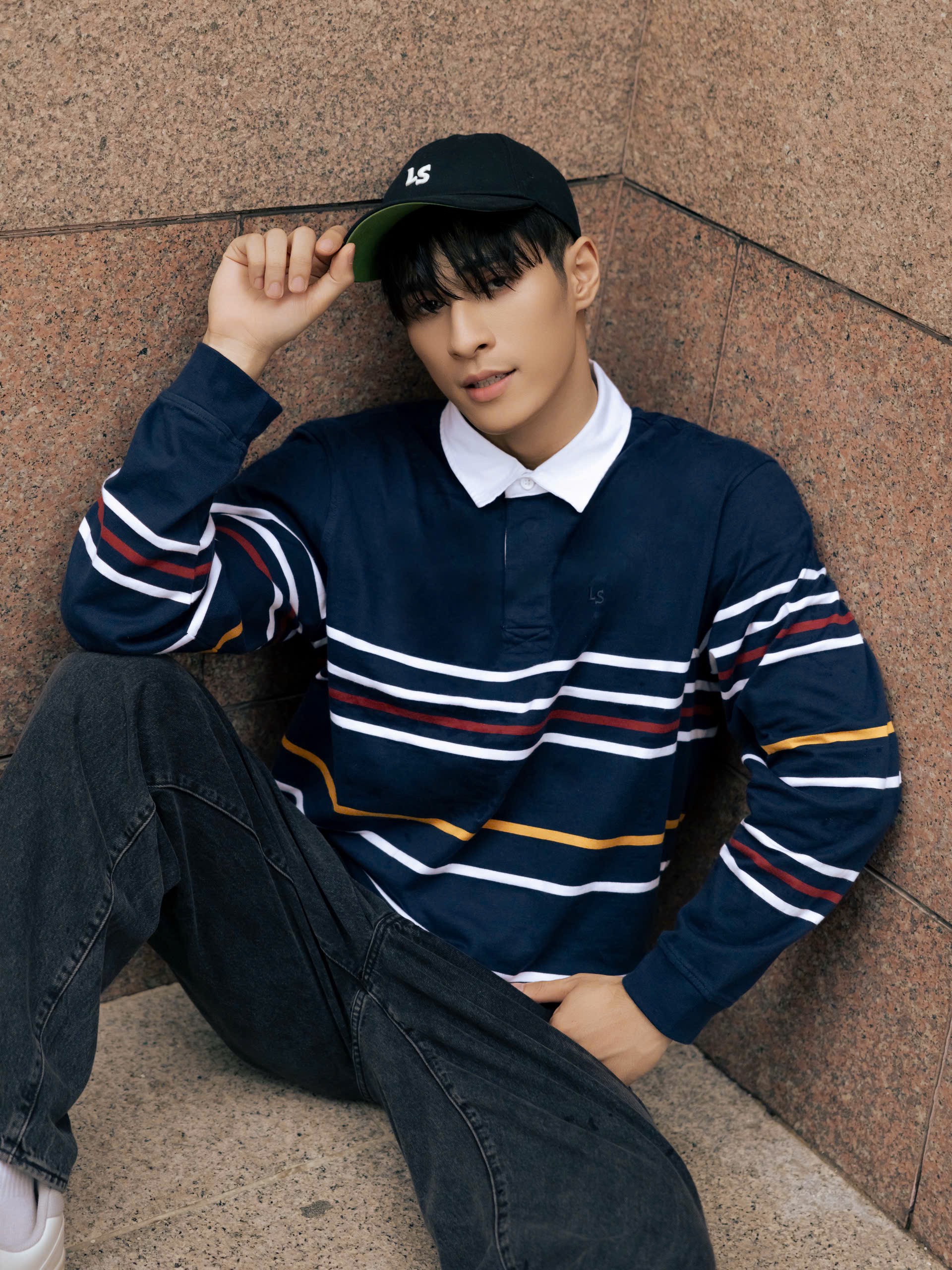 Chiến dịch “Wear The Legacy”  diễn viên Trần Hiếu mang đến hình ảnh phóng khoáng, tự do, không ngại thử nghiệm.