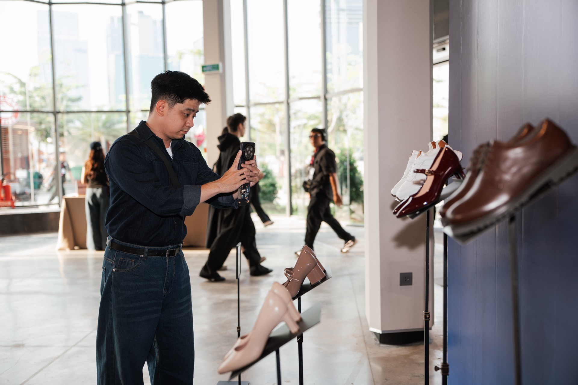 Hinh anh SR Celebrating Local Pride X - Mùa thứ 10 ghi dấu cột mốc 5 năm đồng hành cùng thương hiệu thời trang Việt 42