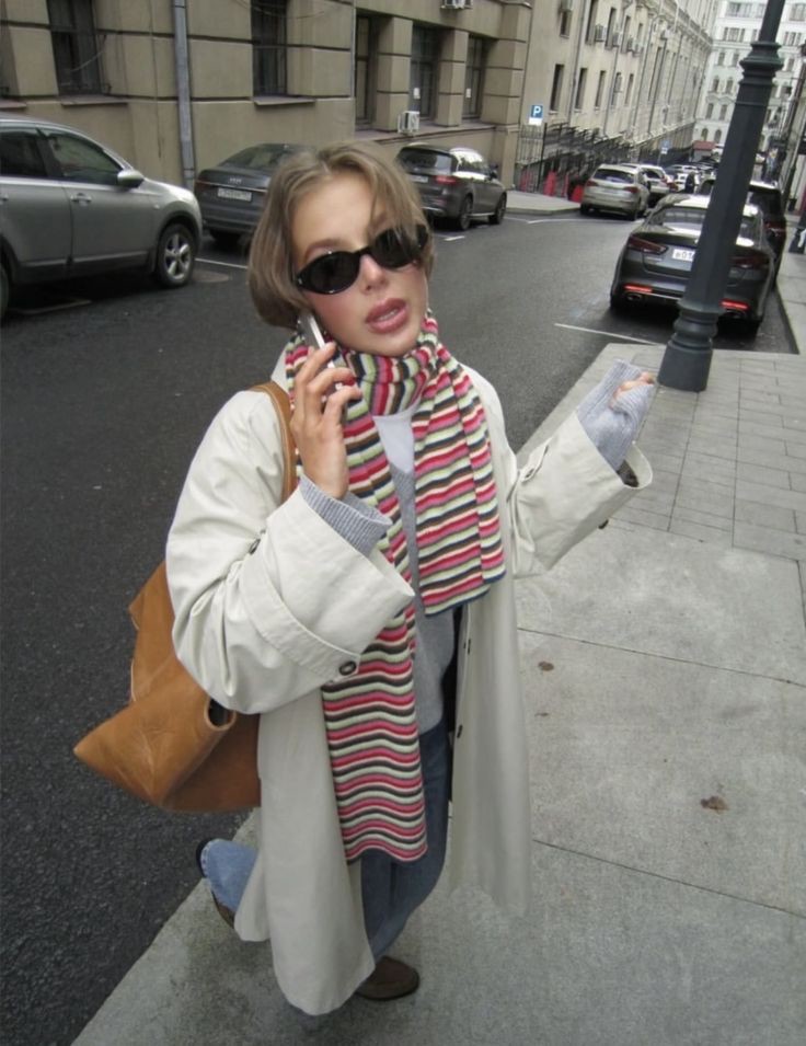 Hinh anh Phim ảnh gợi ý 3 kiểu khăn choàng đáng thử dịp cuối năm 7