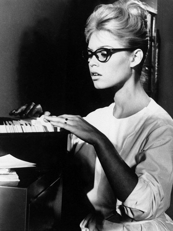 Hinh anh 10 items thời trang làm nên tên tuổi Brigitte Bardot 48