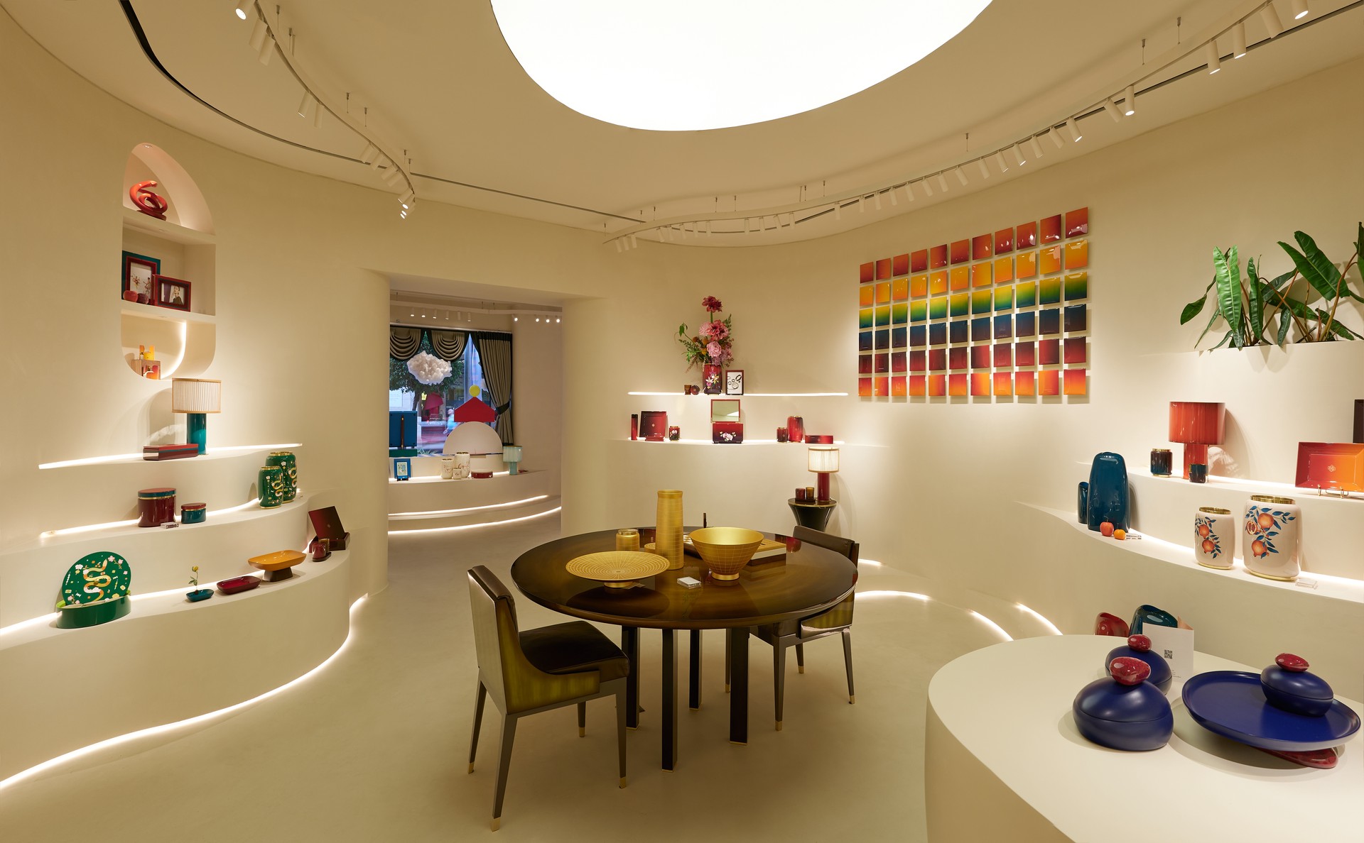 Hanoia khai trương cửa hàng flagship thứ hai tại khách sạn Continental Saigon