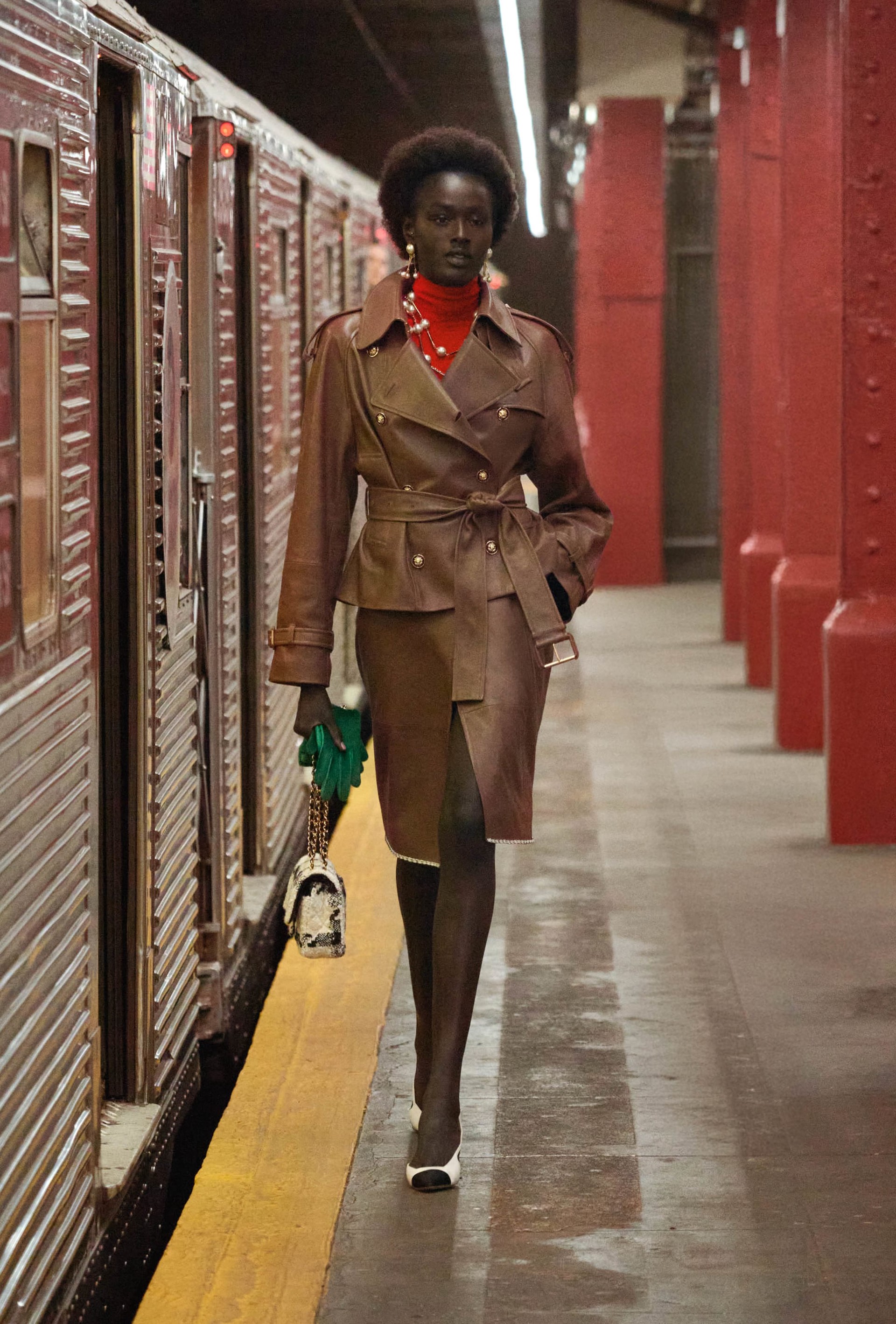 Hinh anh 5 "sàn diễn" thời trang nổi bật của năm 2025 10