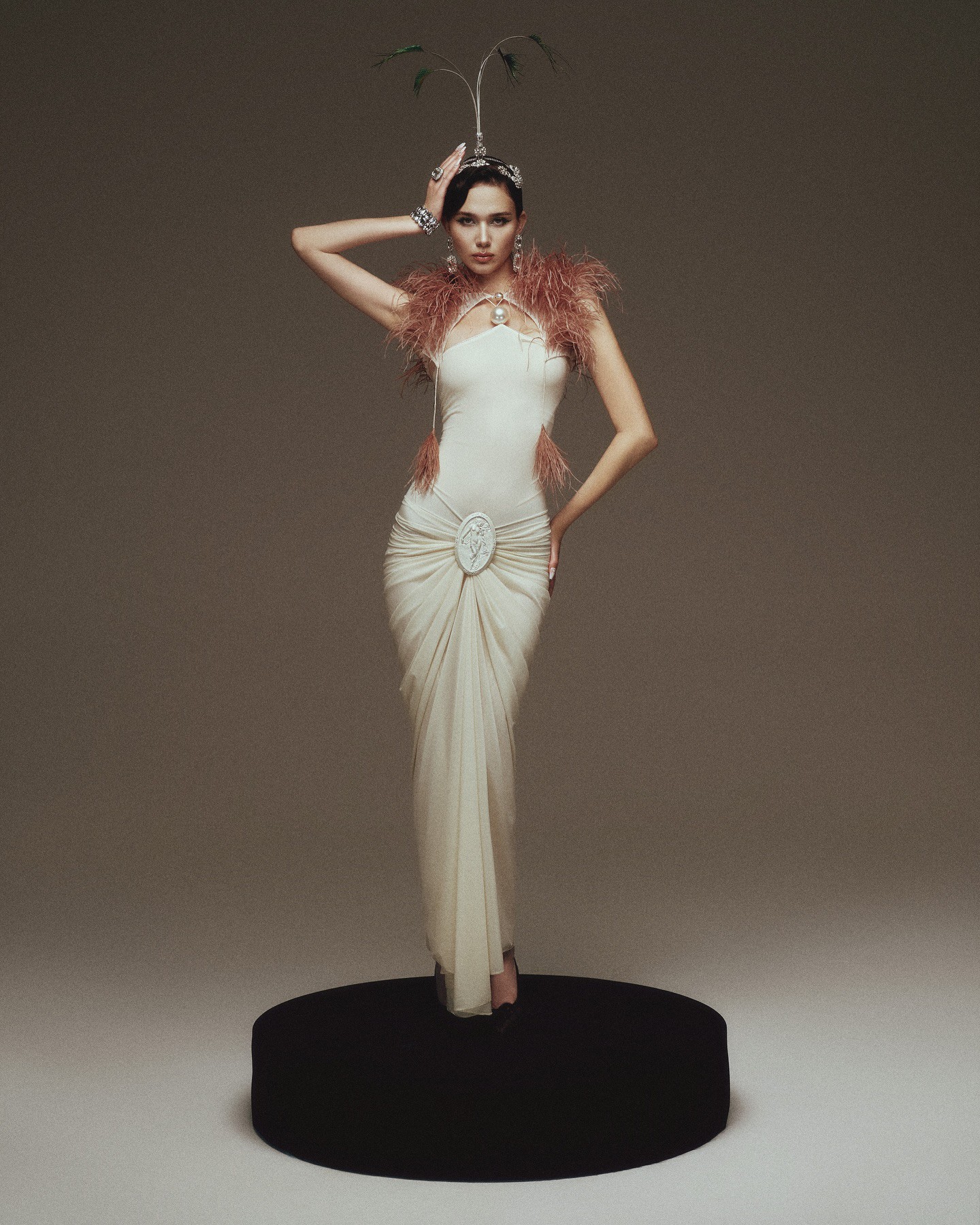 Hinh anh La Vierge - "Tinseltown" 11