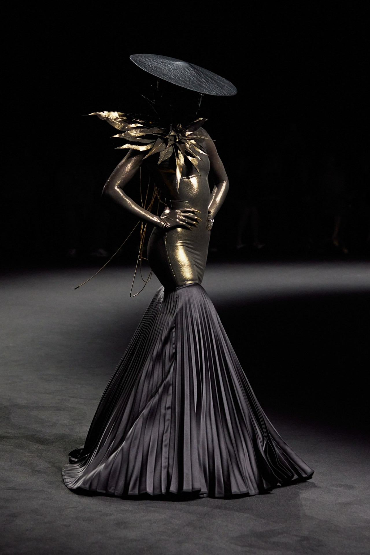 Hinh anh 5 "sàn diễn" thời trang nổi bật của năm 2025 5