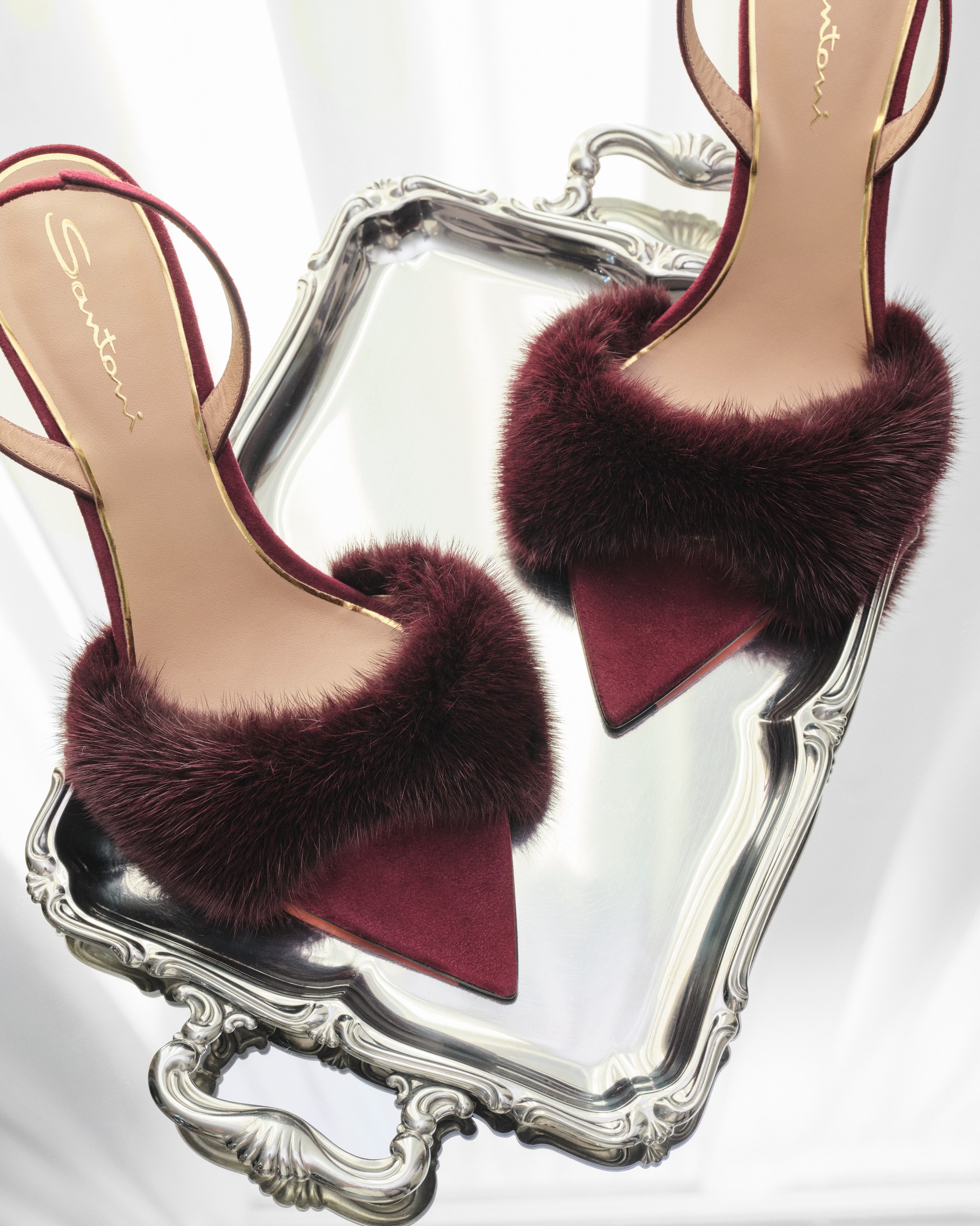 Hinh anh Santoni "The Art of Chilling": Thời gian ẩn mình trong từng bước chân thong dong 3