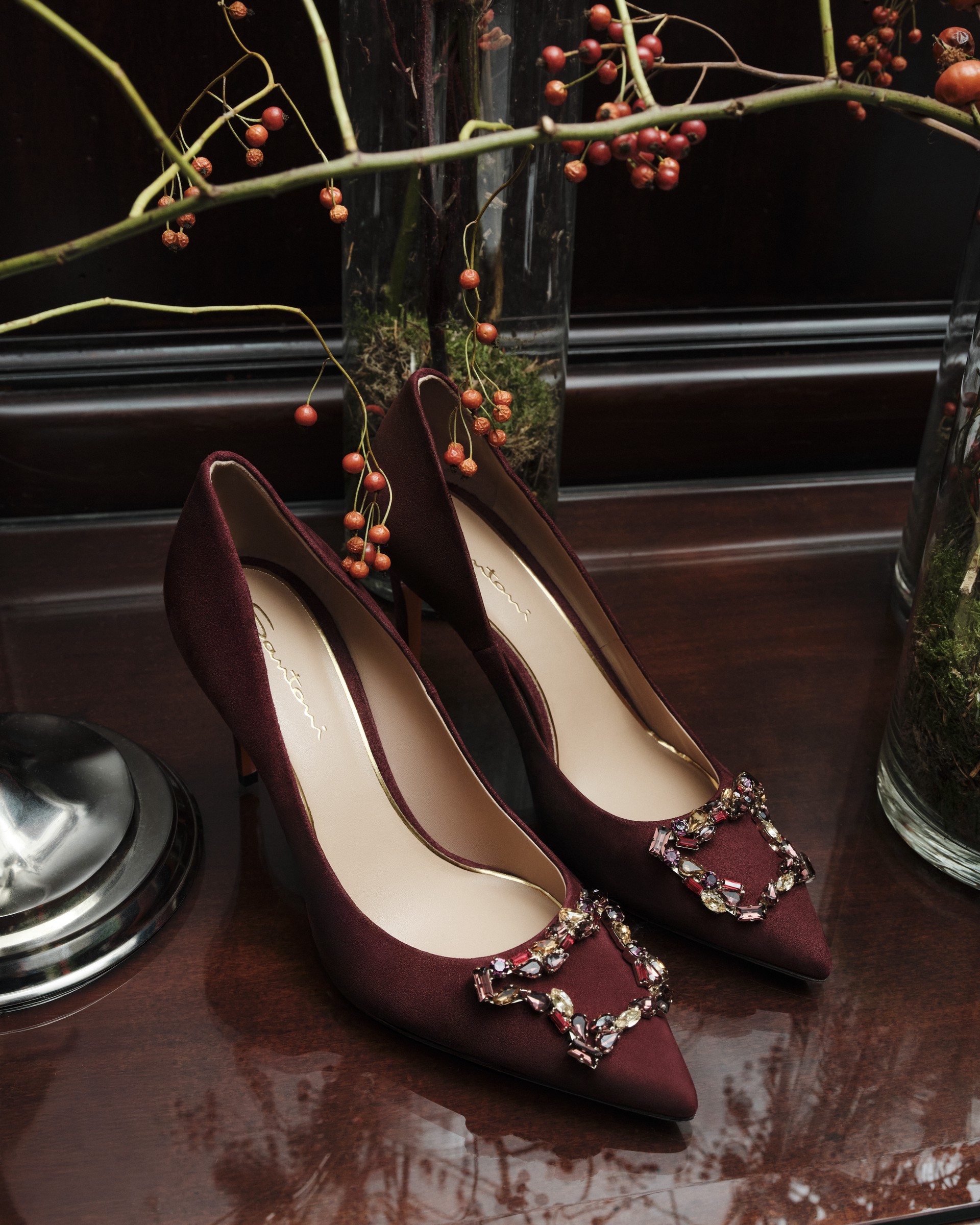 Hinh anh Santoni "The Art of Chilling": Thời gian ẩn mình trong từng bước chân thong dong 2