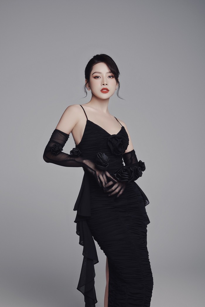 Hinh anh MAEL FEMME: Nghệ thuật thấu hiểu người phụ nữ dưới ánh đèn dạ tiệc 2