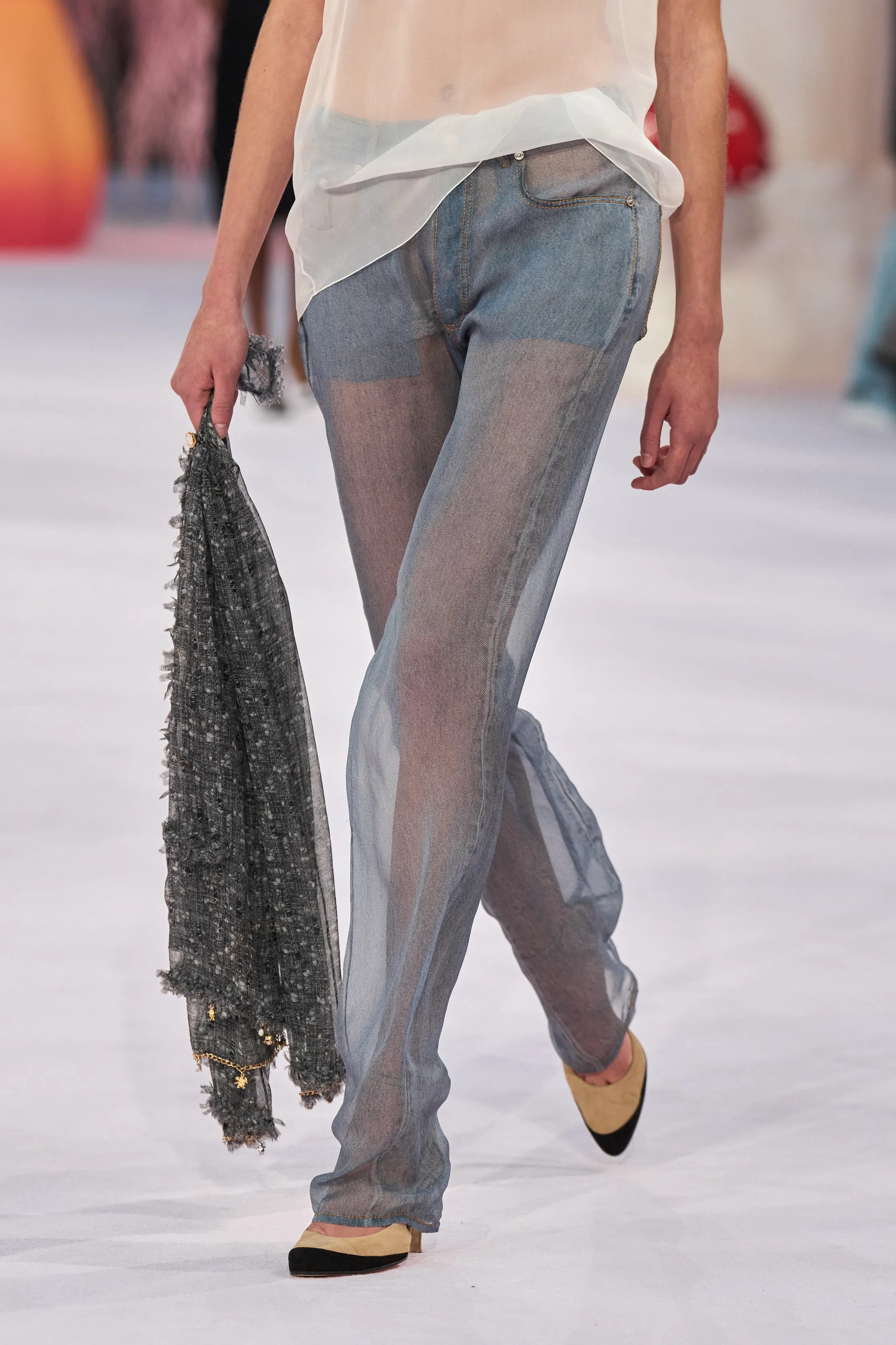 Hinh anh Khi sự mong manh trở thành ngôn ngữ chính 17