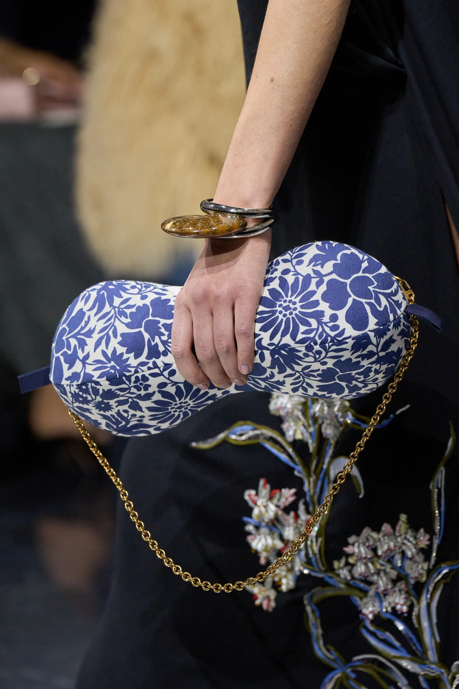 Hinh anh Jonathan Anderson: Tia hy vọng mới cho doanh thu của LVMH 14