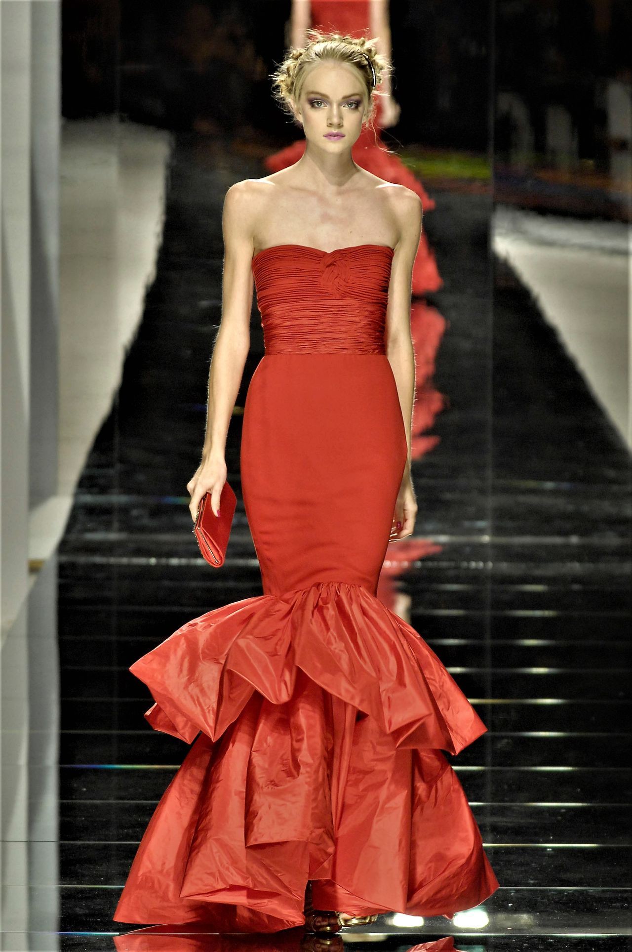 Hinh anh Cuốn hồi ký màu đỏ của Valentino Garavani 79