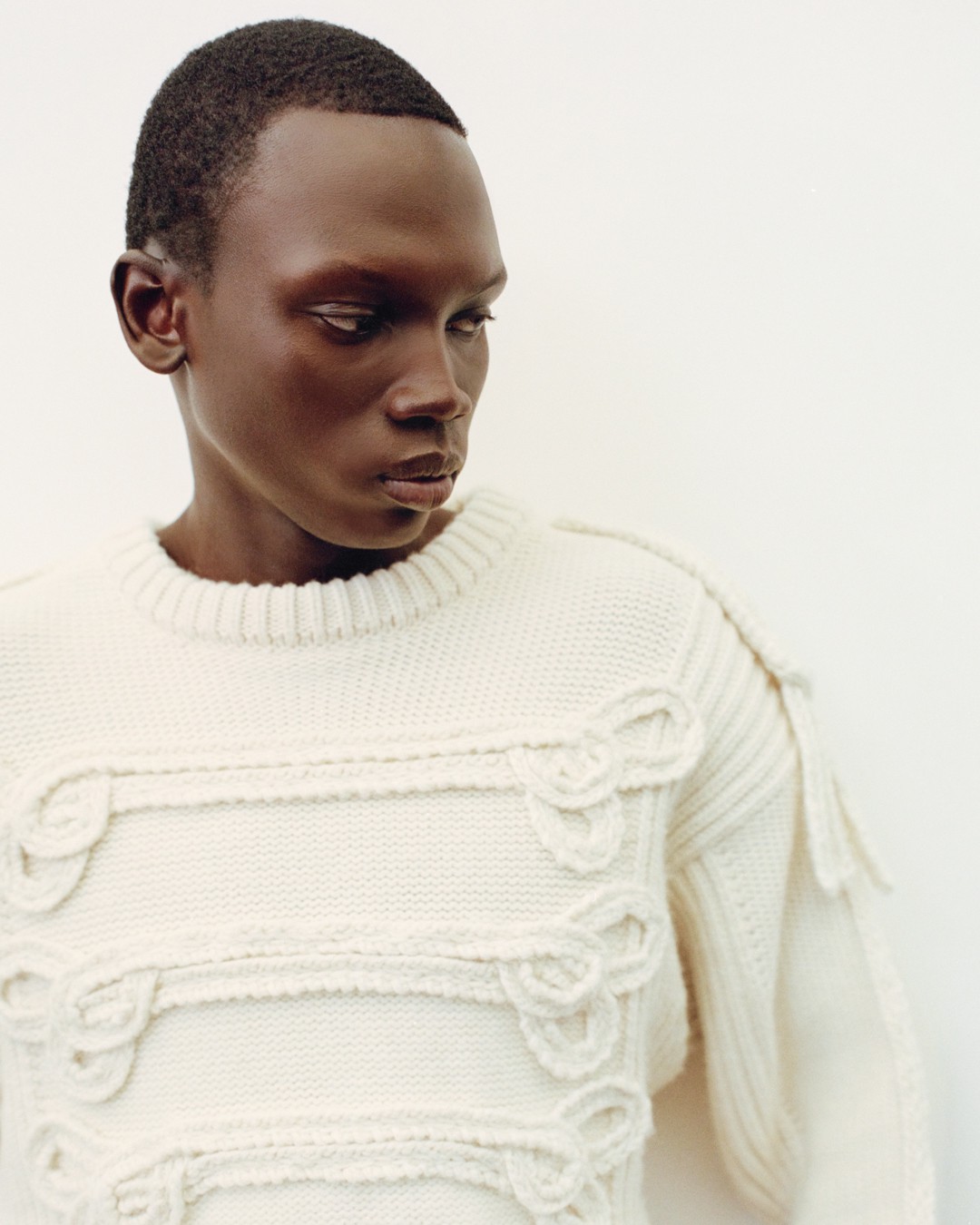 Hinh anh NIGO và chủ nghĩa Maxim's "xâm nhập" thánh đường phù hoa của KENZO 9