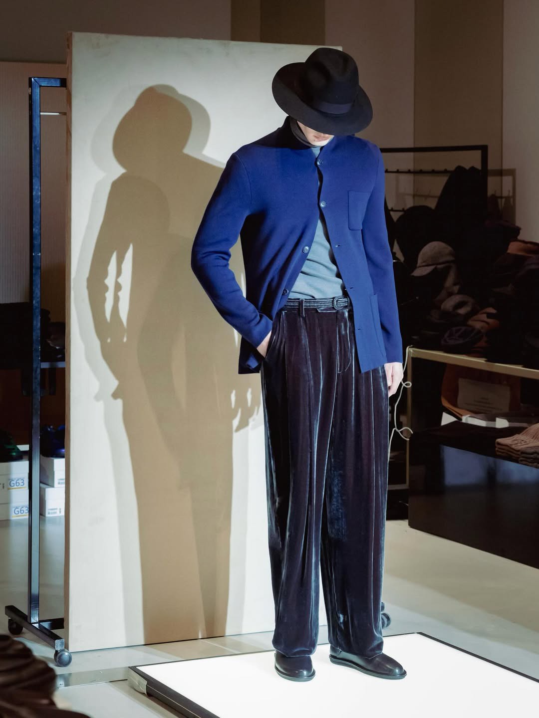 Hinh anh Giorgio Armani FW2026: Người thầy đã rời khỏi sàn diễn, nhưng Armani thì chưa 4