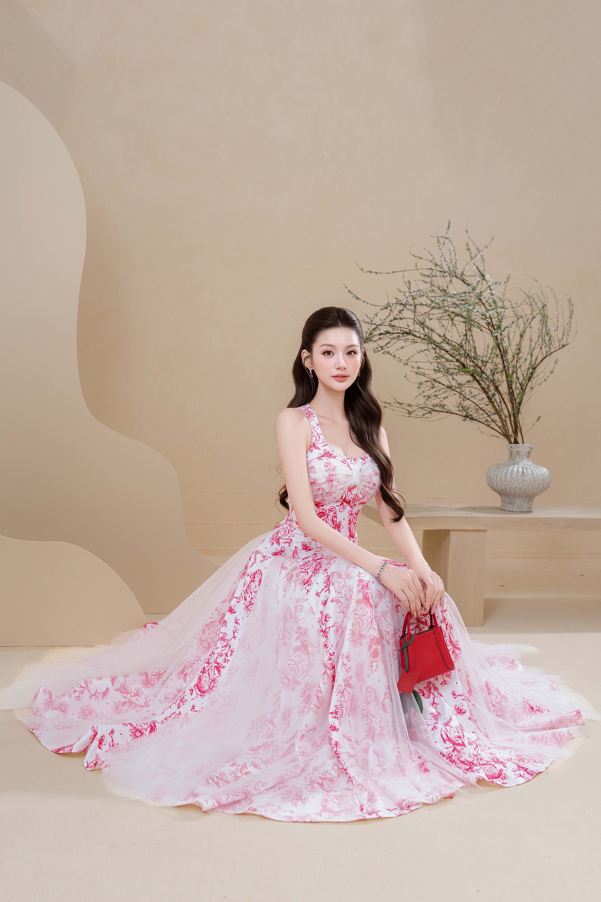 Hinh anh Đỗ Long phác họa khúc giao thừa tĩnh lặng “Vân Xuân” 2