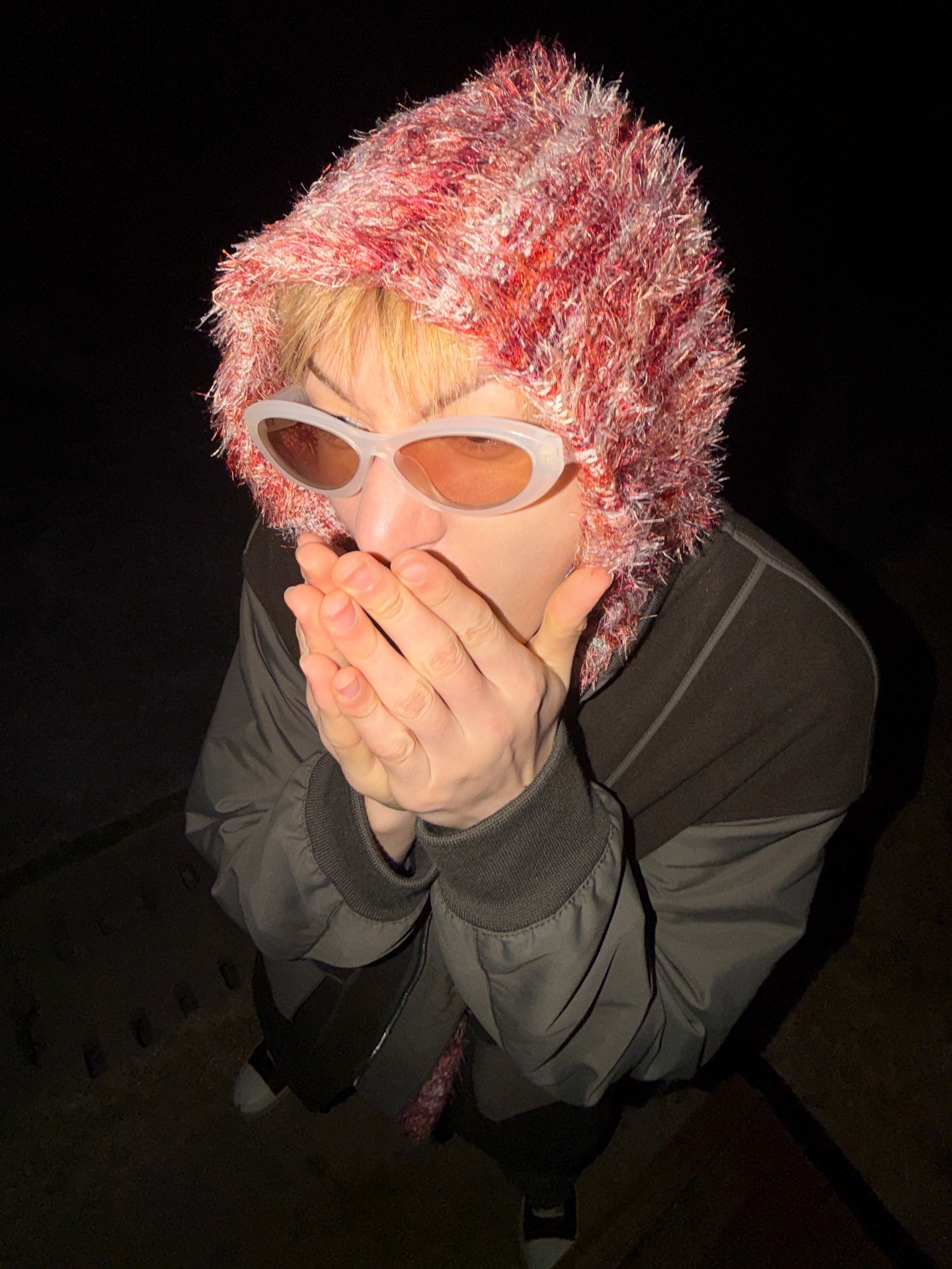 Hinh anh Khi nam giới mặc đồ màu hồng 1