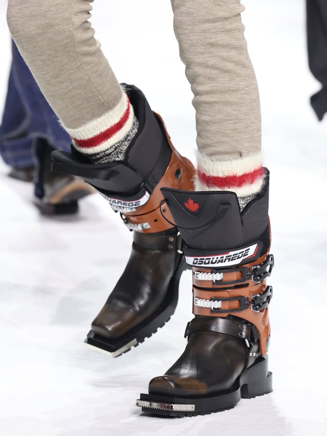 Hinh anh Bạn có một lời mời tham gia chuyến đi chơi mùa Đông cùng Dsquared2 Thu Đông 2026  24