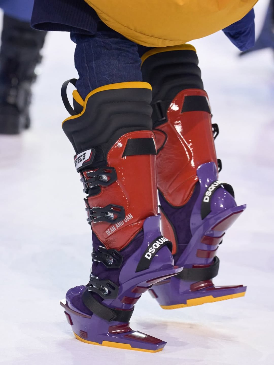 Hinh anh Bạn có một lời mời tham gia chuyến đi chơi mùa Đông cùng Dsquared2 Thu Đông 2026  22