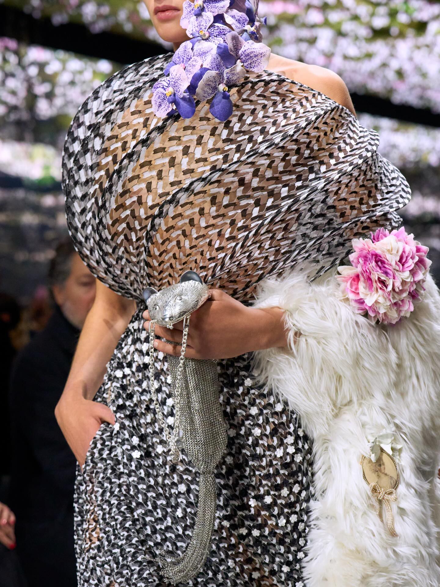 Hinh anh LVMH phản ánh điều gì về chu kỳ mới của ngành xa xỉ? 9