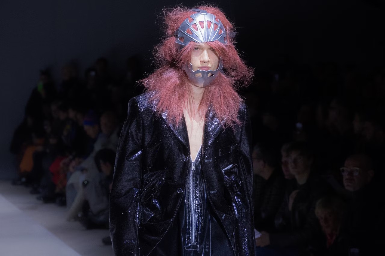 Hinh anh Comme des Garçons Homme Plus Thu Đông 2026: “Liều thuốc giải độc có chủ đích hay một tấm gương méo mó” 12