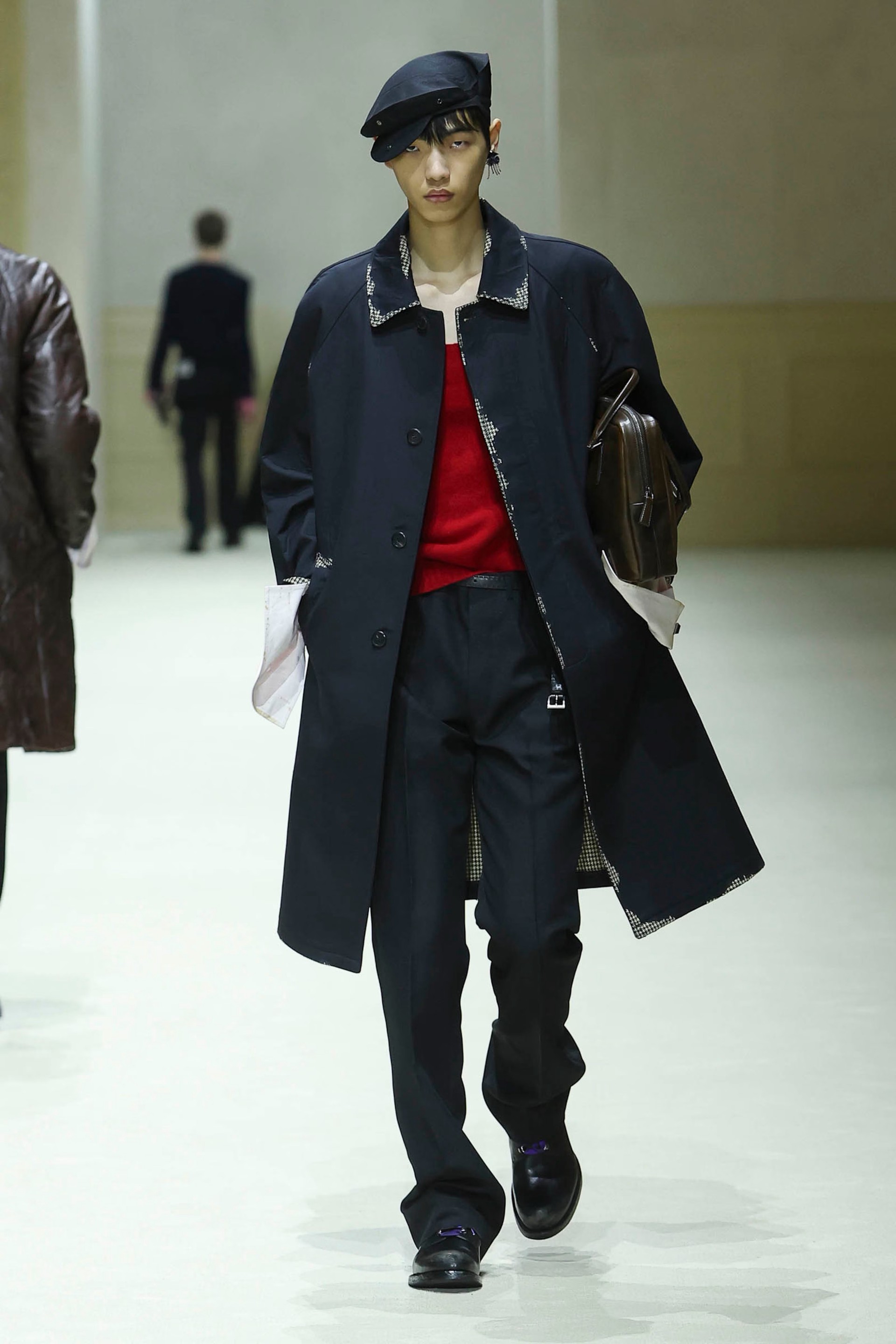 Hinh anh Prada Men Fall/Winter 2026: Chôn vùi để đến ngày khai quật 34