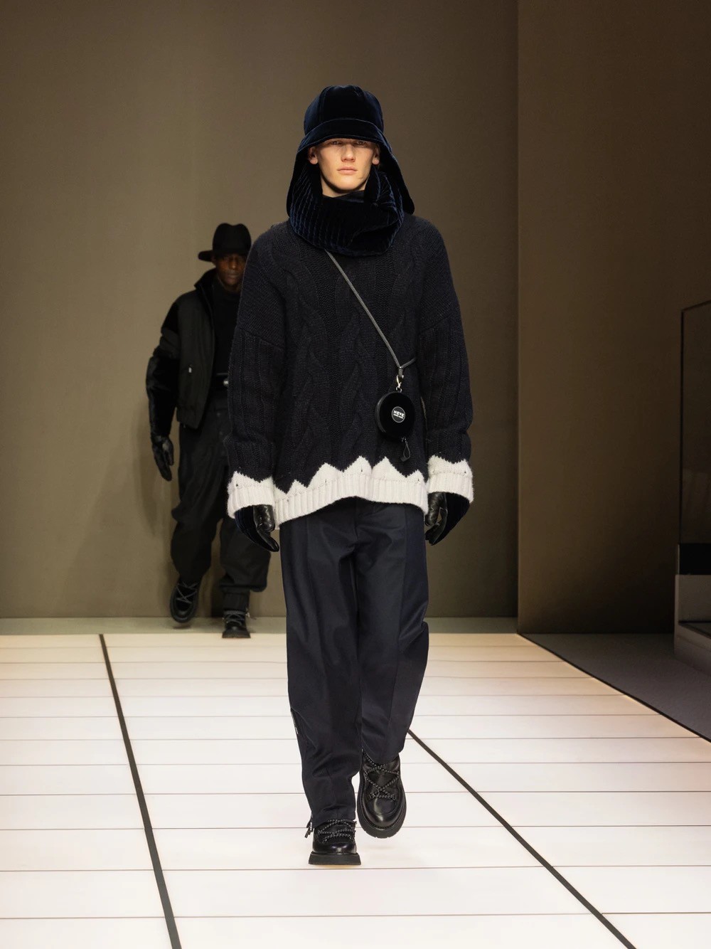 Hinh anh Giorgio Armani FW2026: Người thầy đã rời khỏi sàn diễn, nhưng Armani thì chưa 52