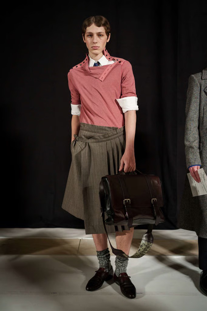 Hinh anh Đọc thêm: 48